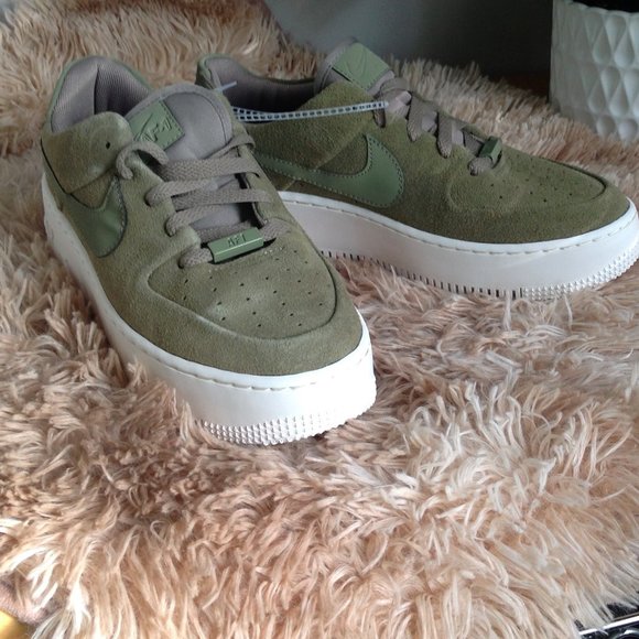 nike air force 1 sage low olive aura